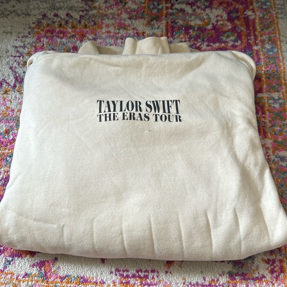 Taylor Swift Eras Tour Merch - Picture 1 of 3